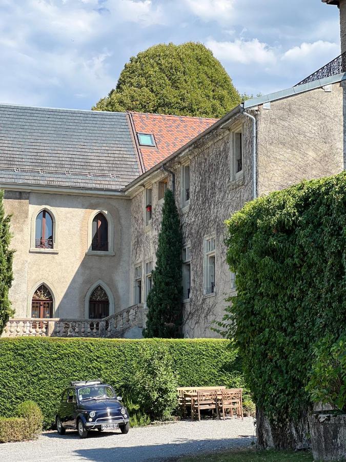 Superbe Appartement Au Chateau D'Allaman De 80M2 リュグラン エクステリア 写真